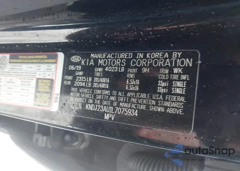 2020 Kia Soul Lx z USA, uszkodzony, nr VIN KNDJ23AU1L7075934